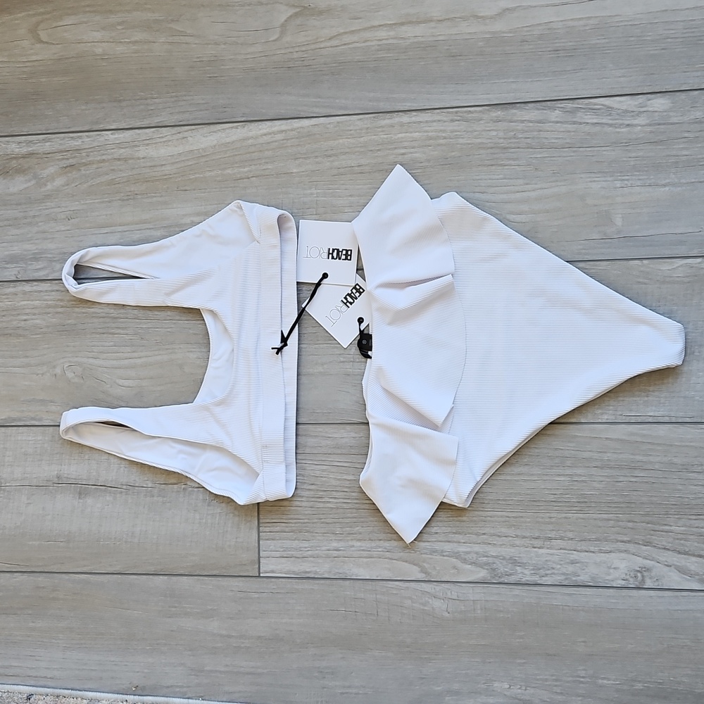 Beach Riot Bikini Set - Picture 6 of 7
